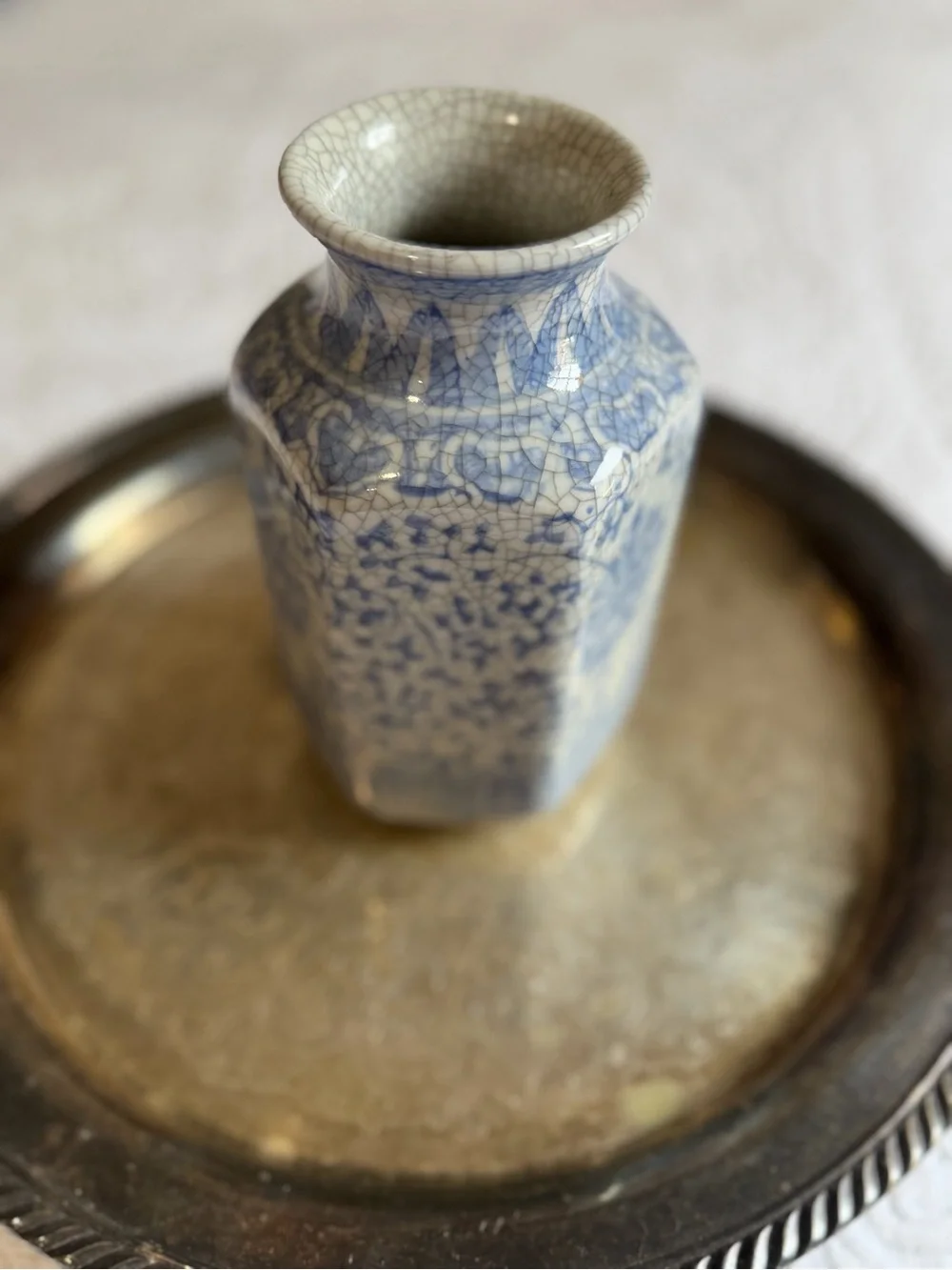 Blue and White Crackle Glazed Porcelain Vase
